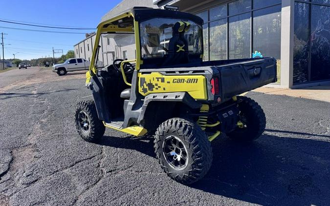 2019 Can-Am Defender X mr HD10