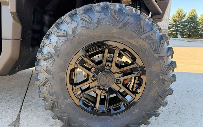 2027 DEFENDER MAX HD11 LIMITED - Can-Am