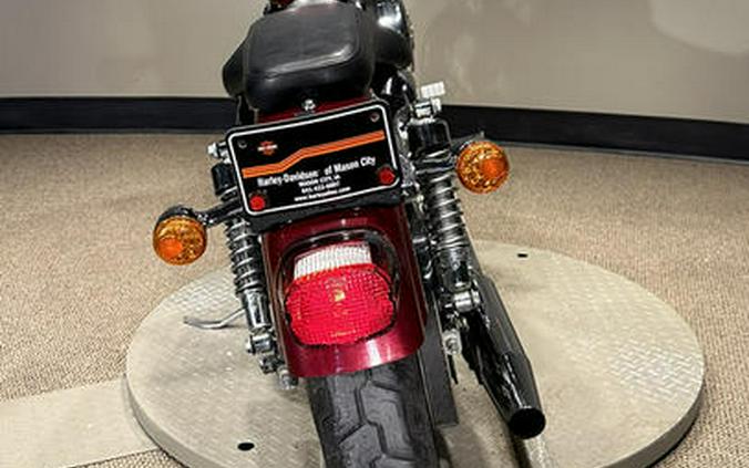 2001 Harley-Davidson® XL883C - Sportster® Custom 883C