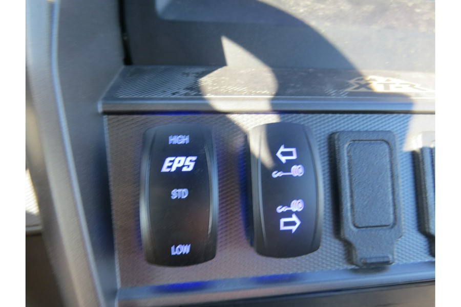 2025 Yamaha Wolverine RMAX4 1000 XT-R