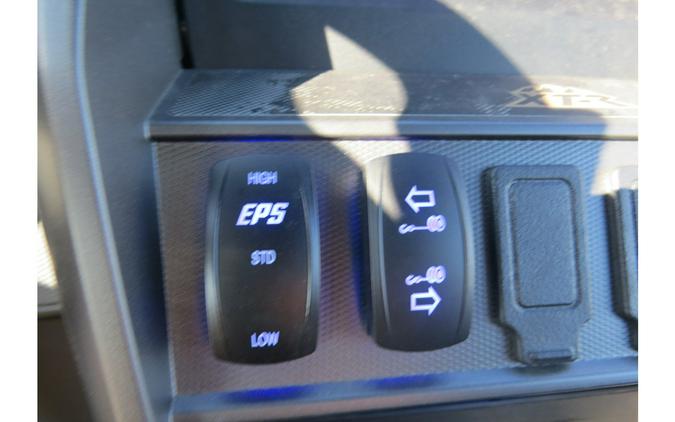 2025 Yamaha Wolverine RMAX4 1000 XT-R