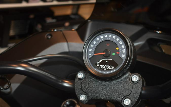 FXLRST 2025 Low Rider™ ST