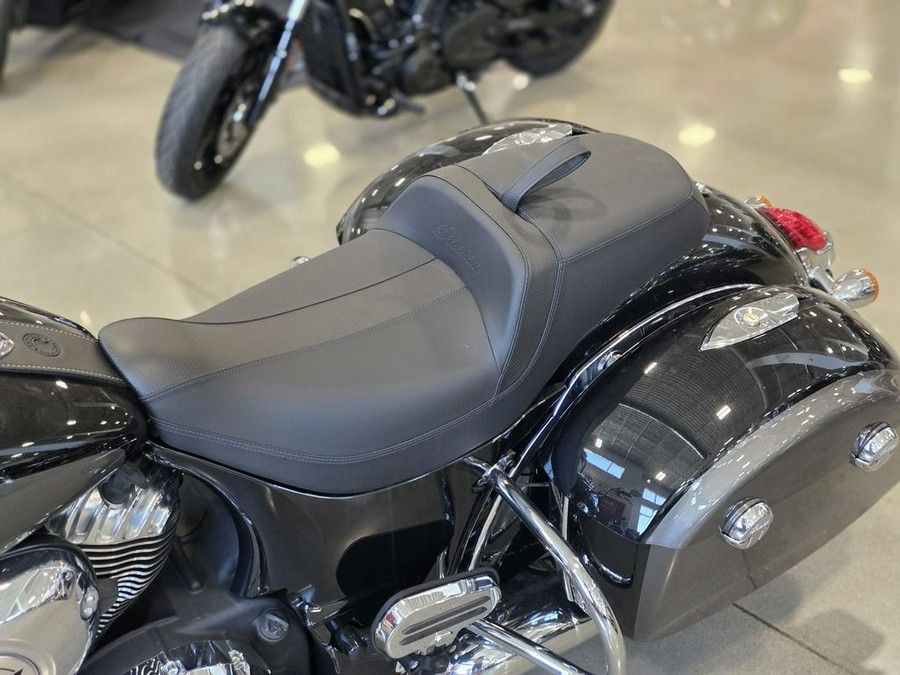 2024 Indian Motorcycle® Springfield® Black Metallic/Titanium Metallic