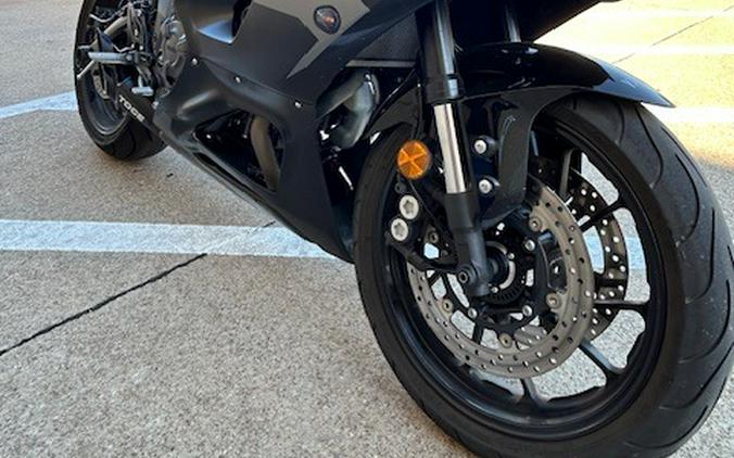 2025 Yamaha YZF-R7