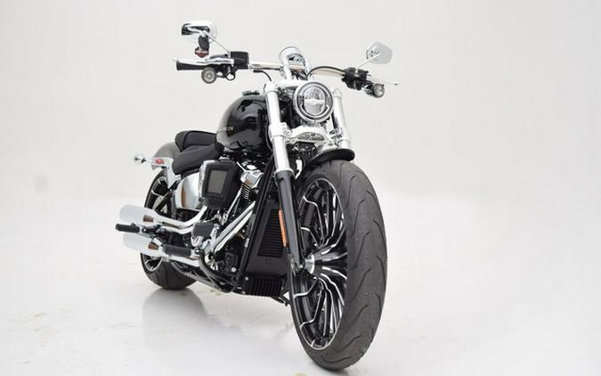 2025 Harley-Davidson Softail FXBR - Breakout
