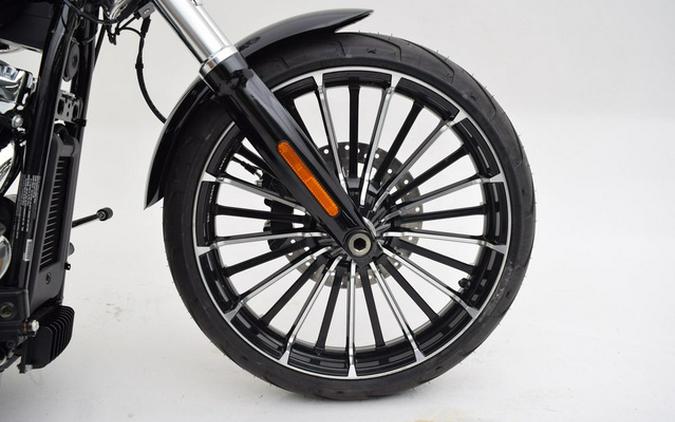 2025 Harley-Davidson Softail FXBR - Breakout