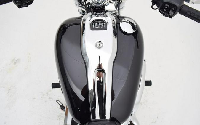 2025 Harley-Davidson Softail FXBR - Breakout