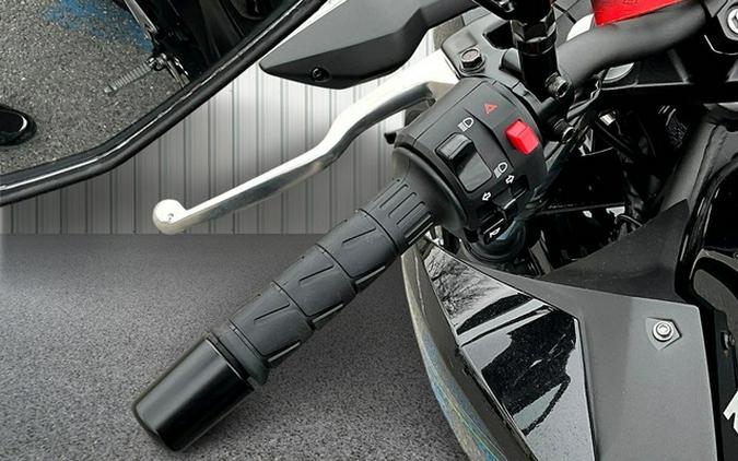 2025 Kawasaki Z500 ABS