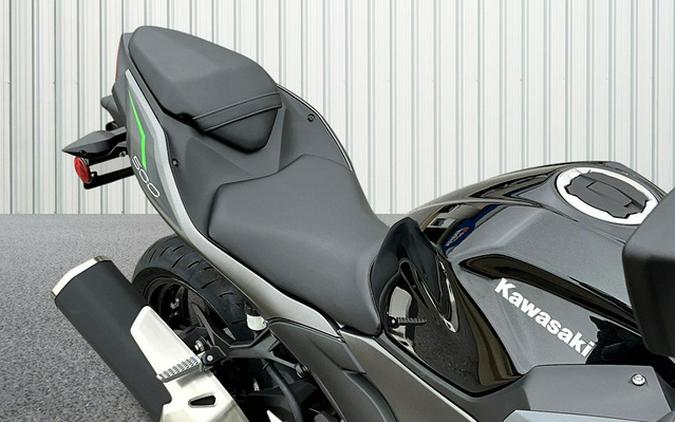 2025 Kawasaki Z500 ABS