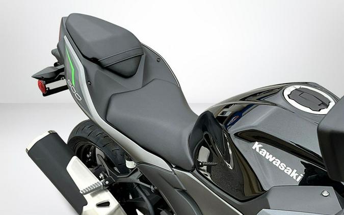 2025 Kawasaki Z500 ABS