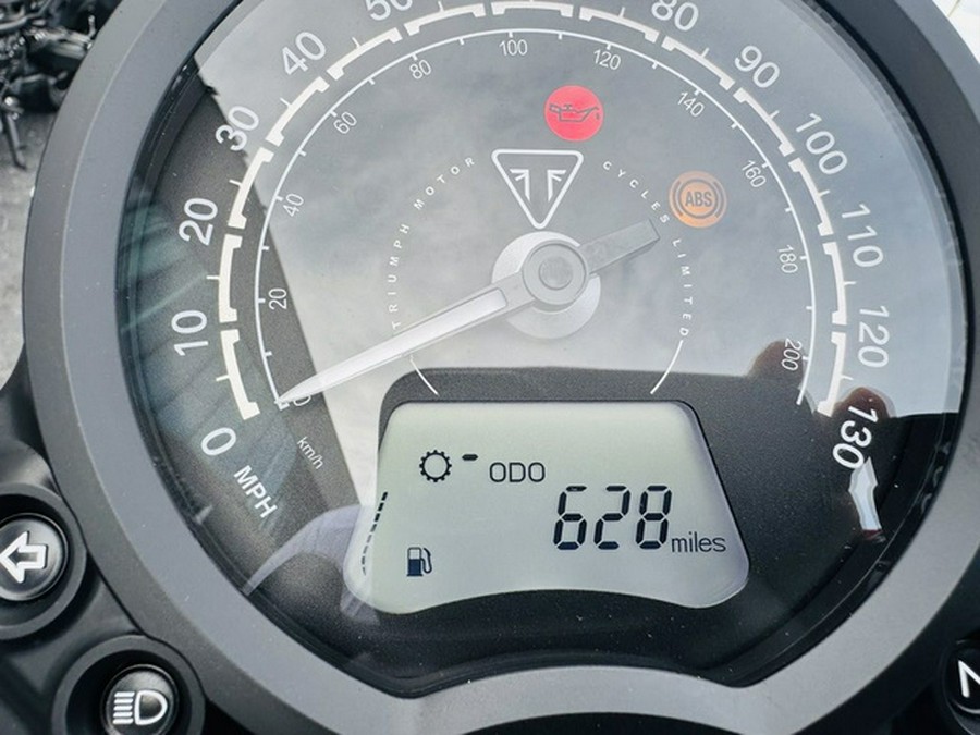 2023 Triumph Bonneville Bobber Chrome Edition Chrome / Jet Blac