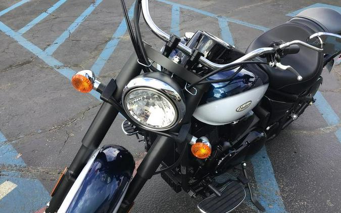 2026 Kawasaki Vulcan® 900 Classic