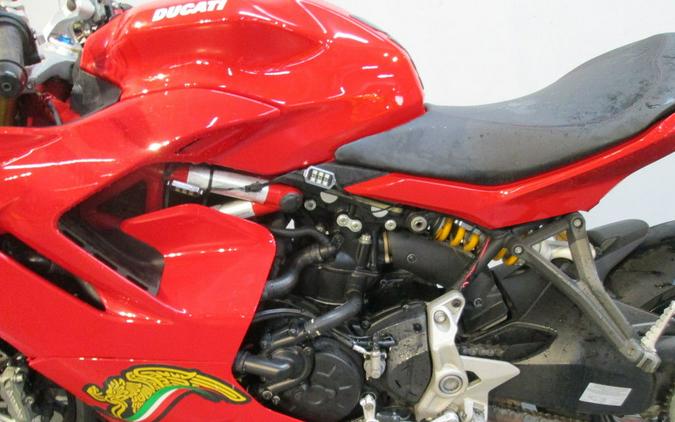 2022 Ducati SuperSport 950 S Ducati Red fairing