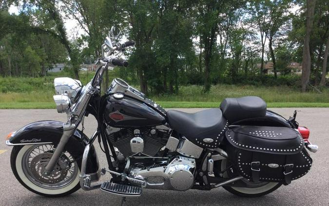 2000 Harley-Davidson® FLSTC - Heritage Softail® Classic