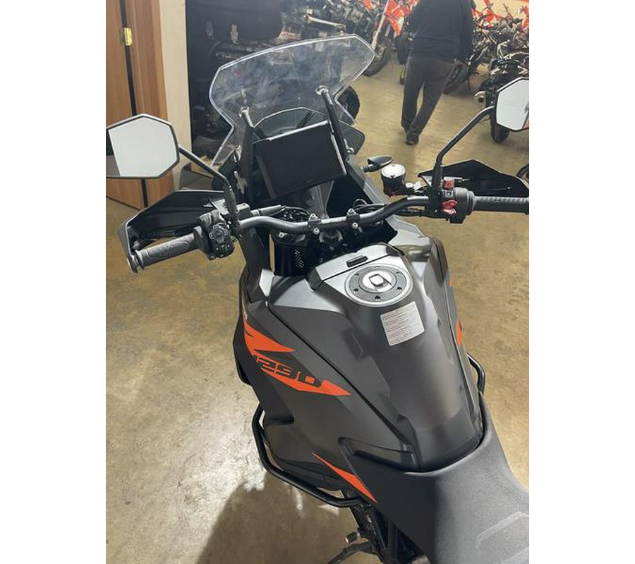 2022 KTM Super Adventure 1290 S - Orange / Black