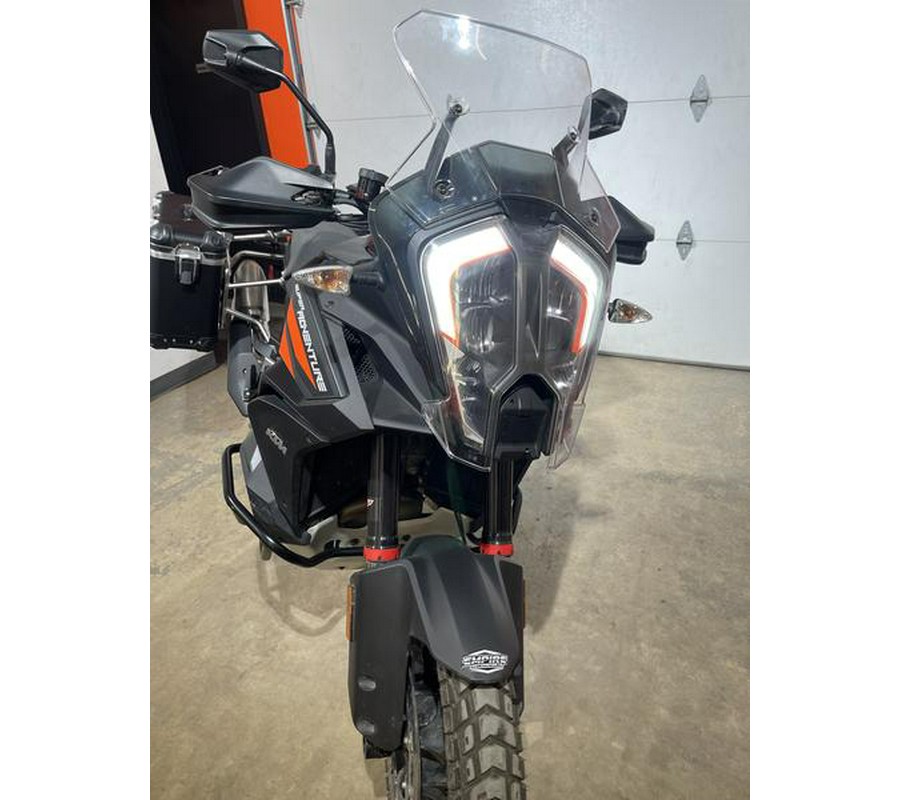 2022 KTM Super Adventure 1290 S - Orange / Black