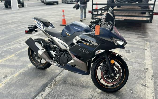 2023 Kawasaki NINJA 400 ABS