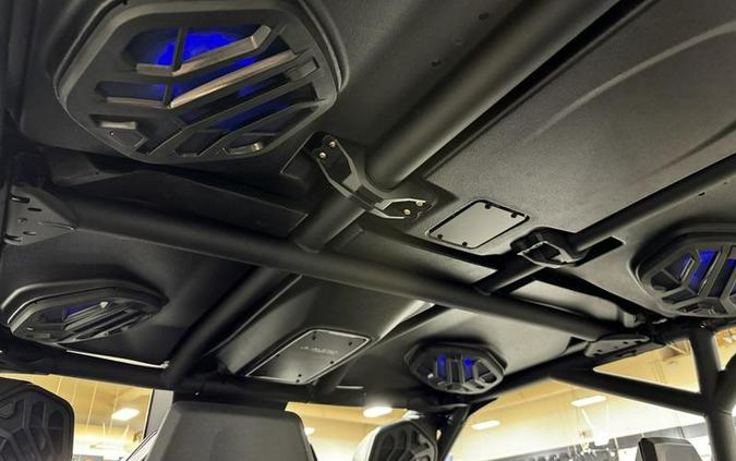 2026 Can-Am® Maverick R MAX X rc