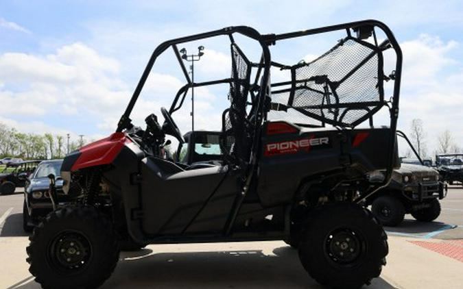 2025 Honda Pioneer 700-4