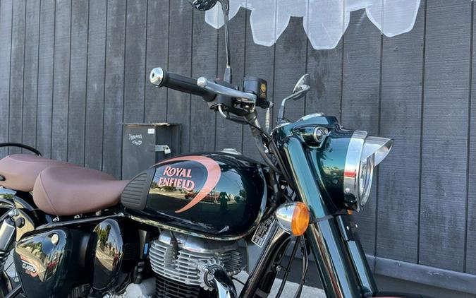 2023 Royal Enfield Classic 350 Halcyon Green