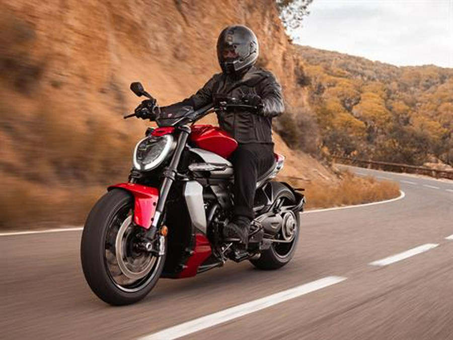 2025 Ducati XDiavel V4