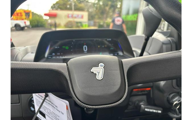 2025 Segway Powersports UT10P