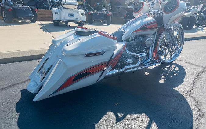 2009 Harley-Davidson® FLTR - Road Glide®