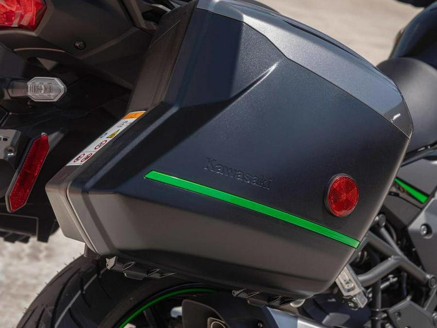 2025 Kawasaki Versys® 1100 SE LT ABS