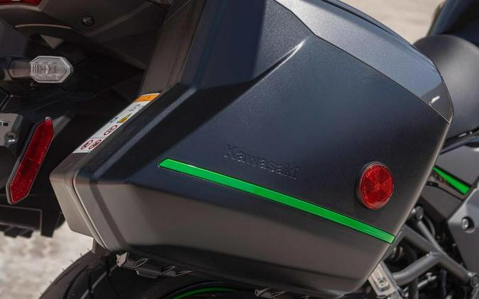 2025 Kawasaki Versys® 1100 SE LT ABS