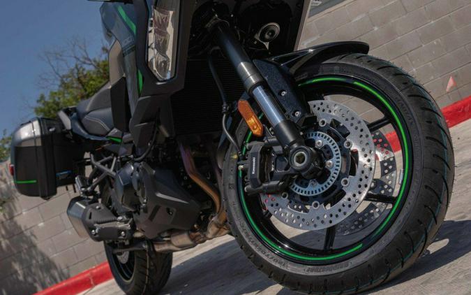 2025 Kawasaki Versys 1100 SE LT ABS