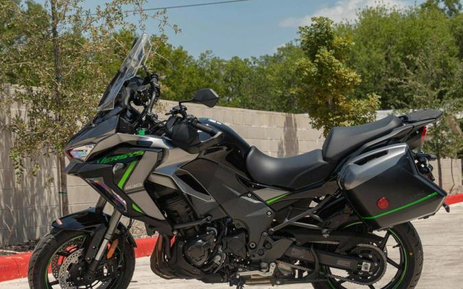 2025 Kawasaki Versys 1100 SE LT ABS