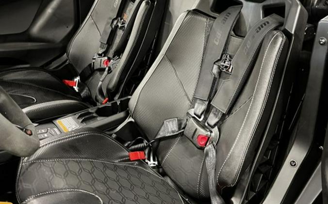 2026 Can-Am Maverick R X rc With SMART-SHOX