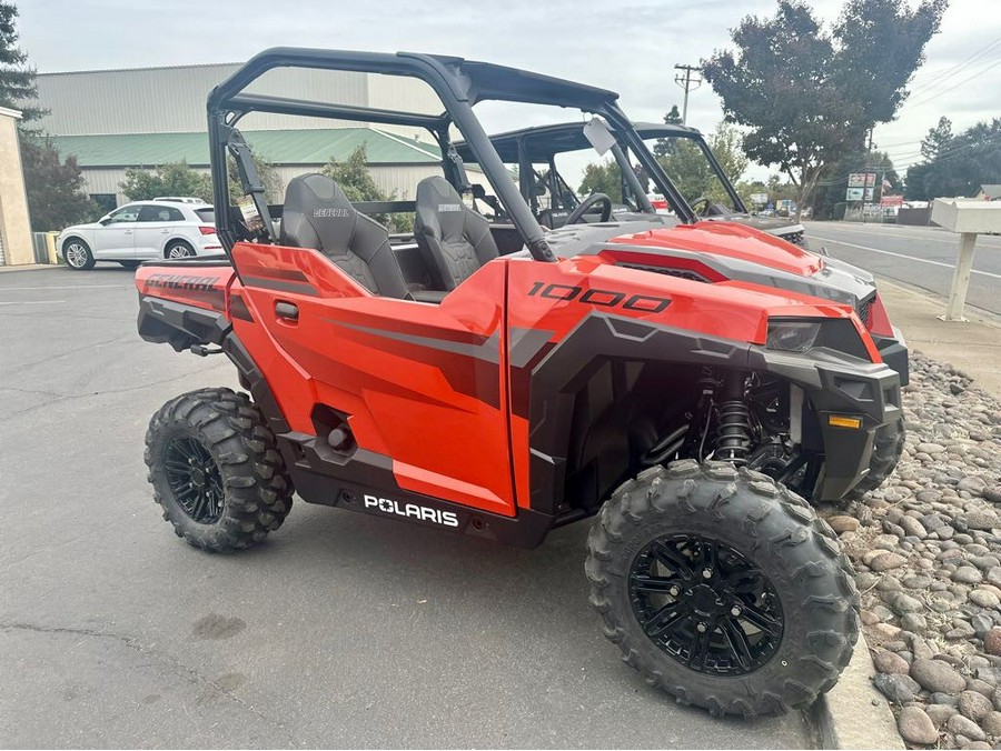 2024 Polaris Industries GENERAL® 1000 Premium