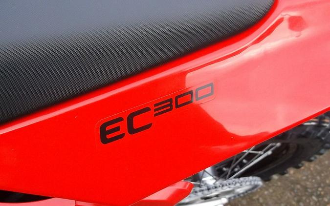 2026 GASGAS EC 300