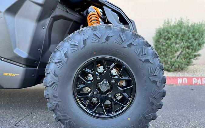 2026 Can-Am® Maverick X3 MAX DS Turbo Scandi Blue & Orange Crush