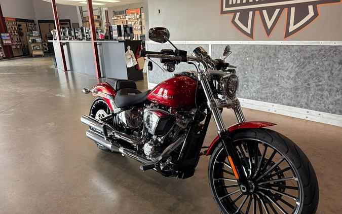 Harley-Davidson® Breakout™ 2025