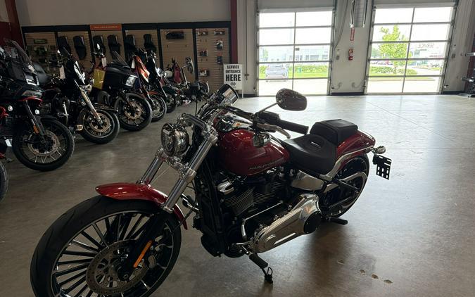Harley-Davidson® Breakout™ 2025