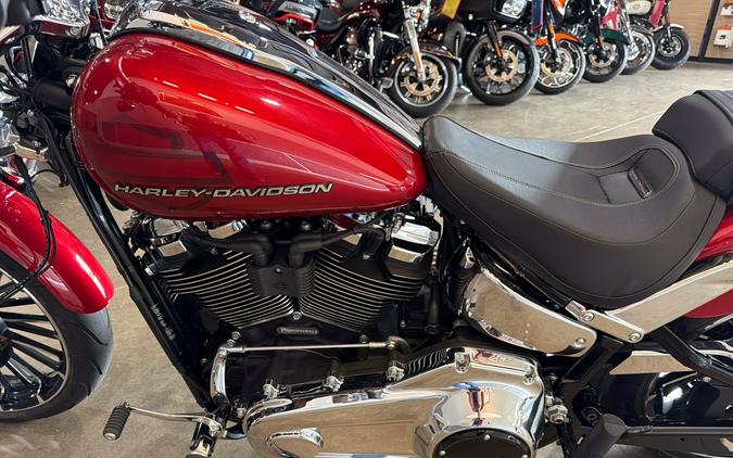 Harley-Davidson® Breakout™ 2025