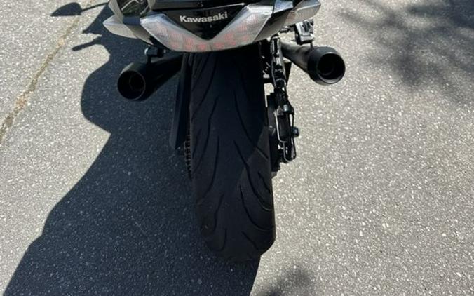 2021 Kawasaki Ninja® ZX™-14R ABS