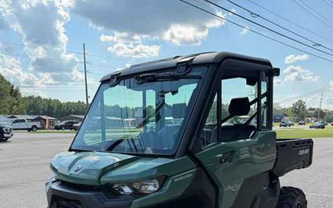 2026 Can-Am Defender DPS CAB HD10