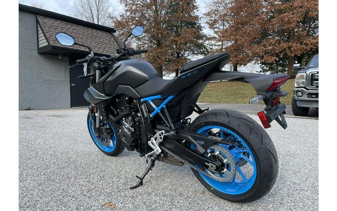 2024 Suzuki GSX-8S