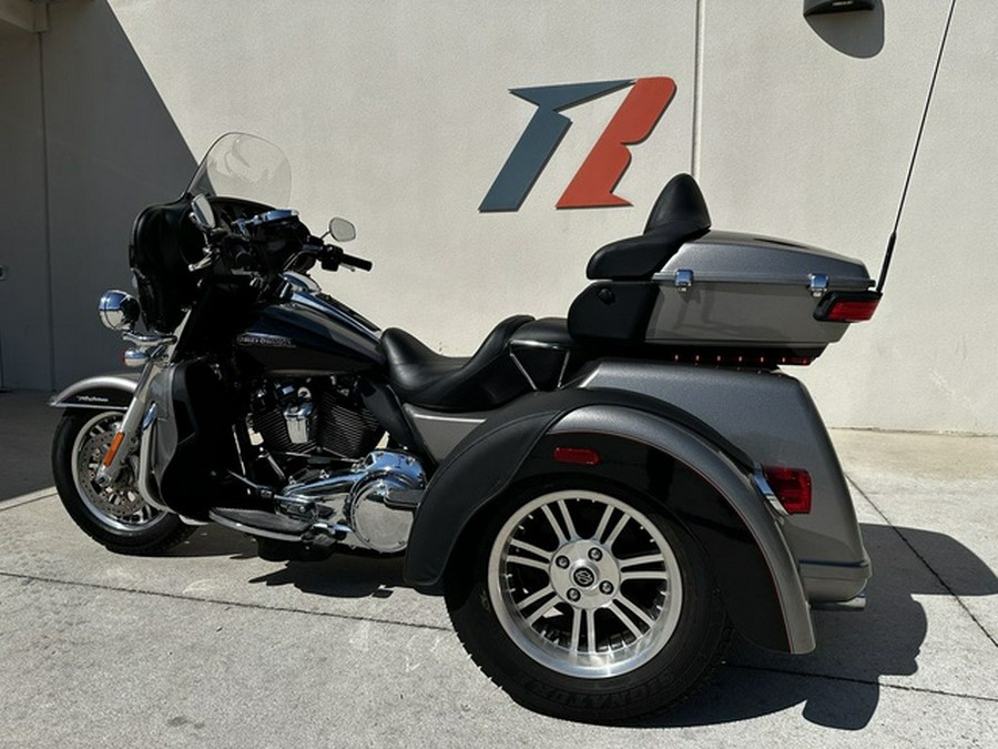 2017 Harley-Davidson Trike FLHTCUTG - Tri Glide Ultra
