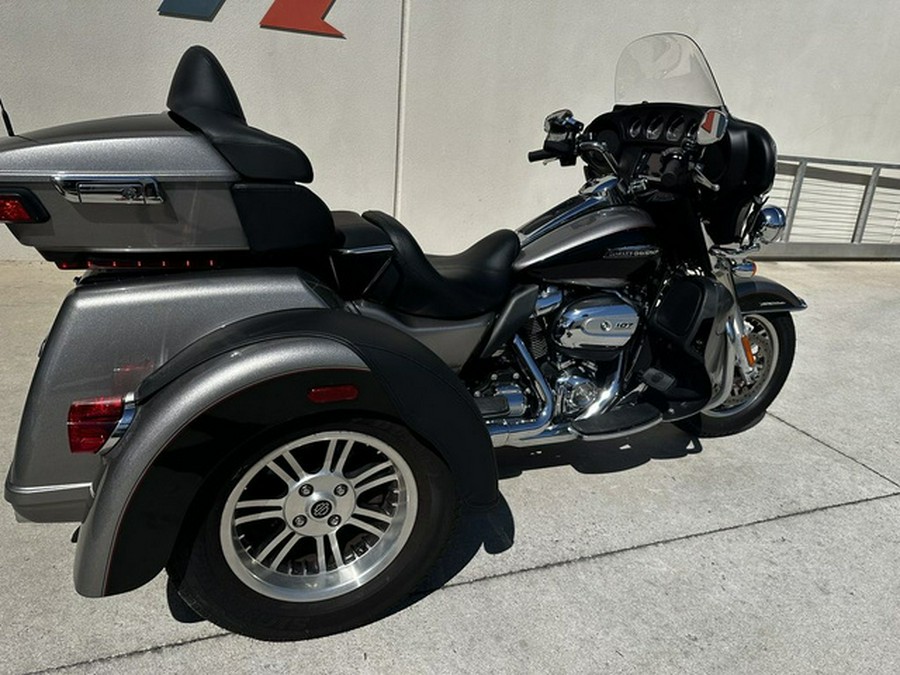 2017 Harley-Davidson Trike FLHTCUTG - Tri Glide Ultra