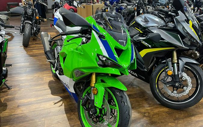 2024 Kawasaki Ninja® ZX™-6R 40th Anniversary Edition ABS