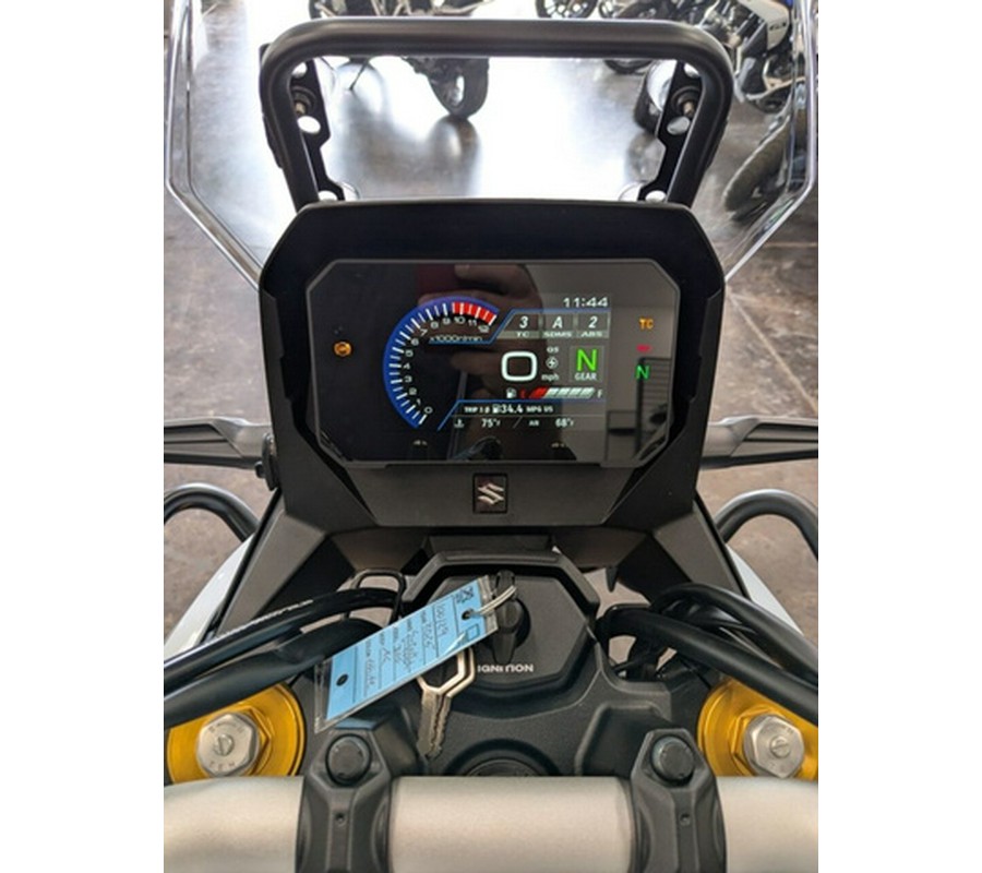 2025 Suzuki V-Strom 800DE Adventure