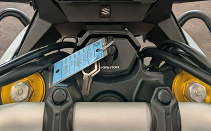 2025 Suzuki V-Strom 800DE Adventure