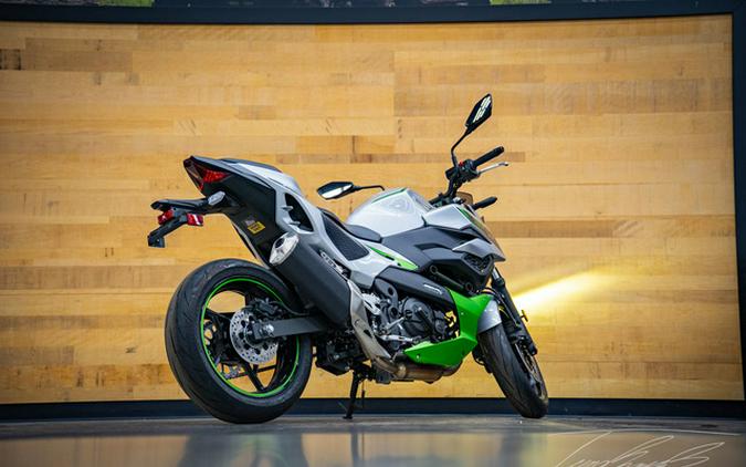 2024 Kawasaki Z7 Hybrid ABS