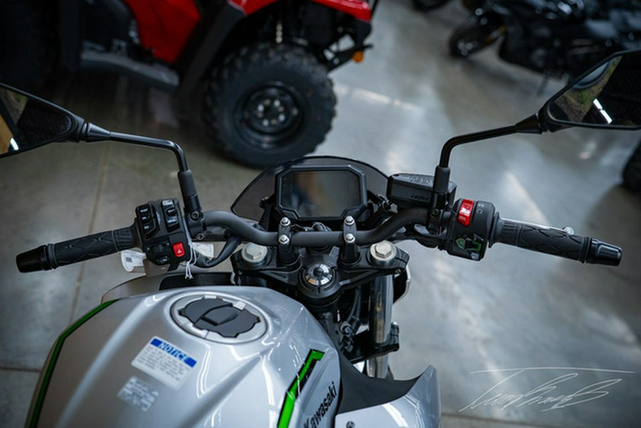 2024 Kawasaki Z7 Hybrid ABS