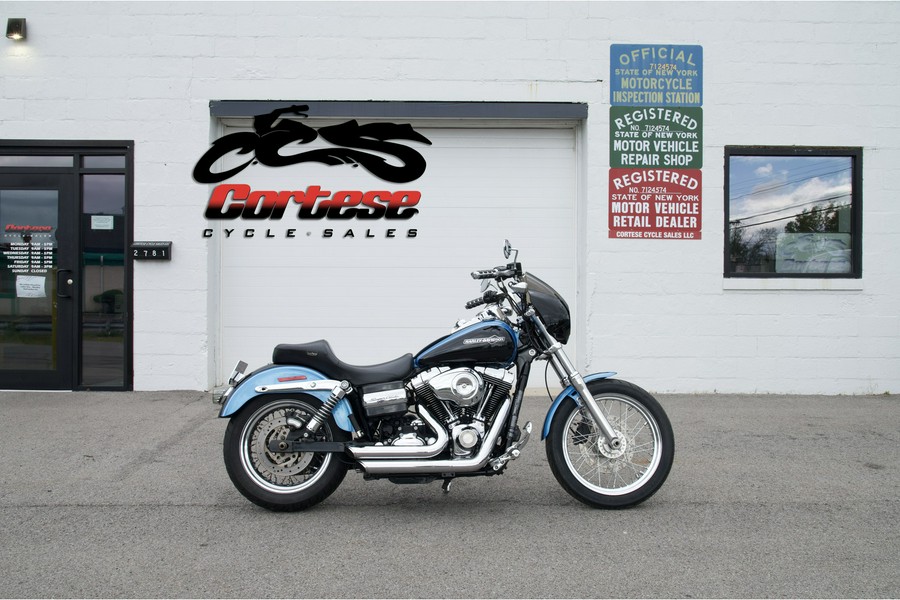 2011 Harley-Davidson® FXDC Dyna Super Glide Custom