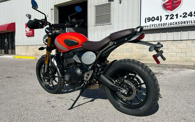 2026 Triumph Scrambler 400 X Baja Orange/Aluminium